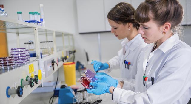 Swiss Startup - PharmaBiome Main Image