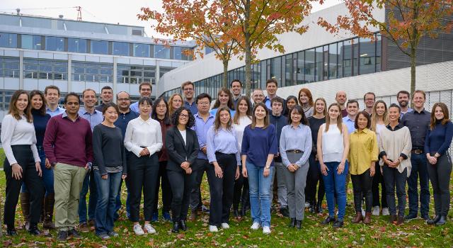Swiss Startup - MaxWell Biosystems Team Image